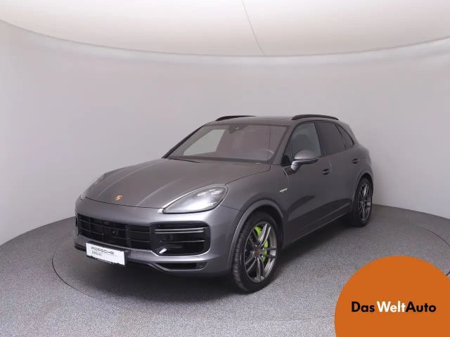 Porsche Cayenne E-Hybrid S Turbo
