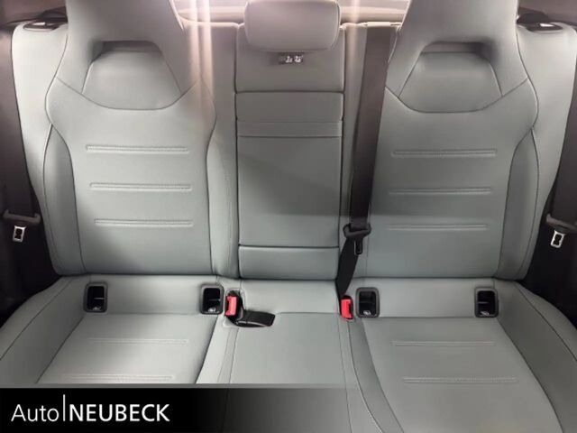 Mercedes-Benz A 250 A 250 e AMG Line