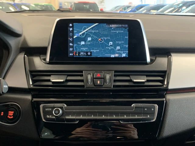 BMW 220 220d Advantage pakket