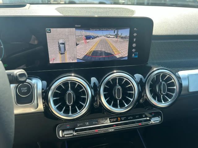 Mercedes-Benz EQB 250