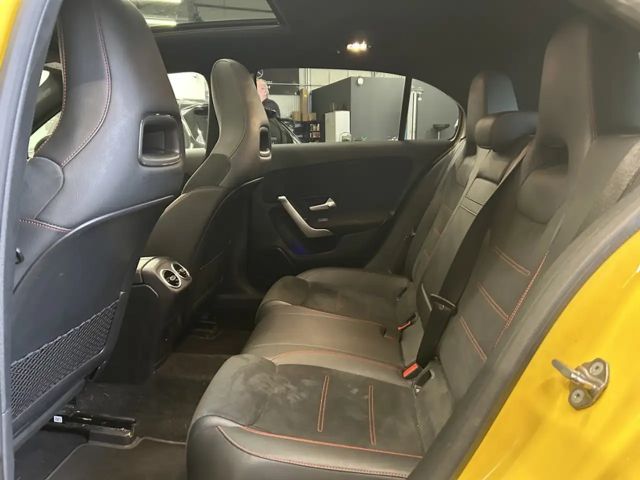 Mercedes-Benz A 250 A 250 e AMG Line