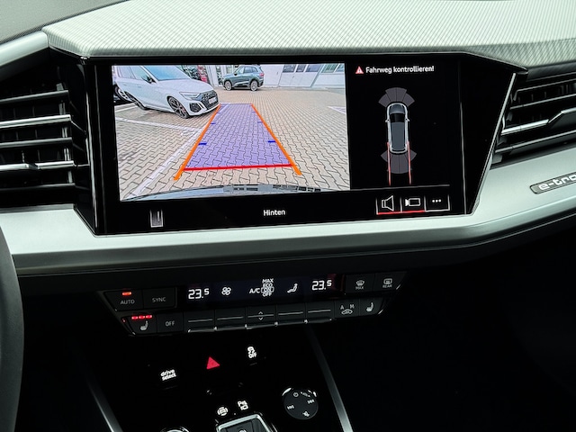 Audi Q4 e-tron SUV 45 e-tron Audi Q4 e-tron