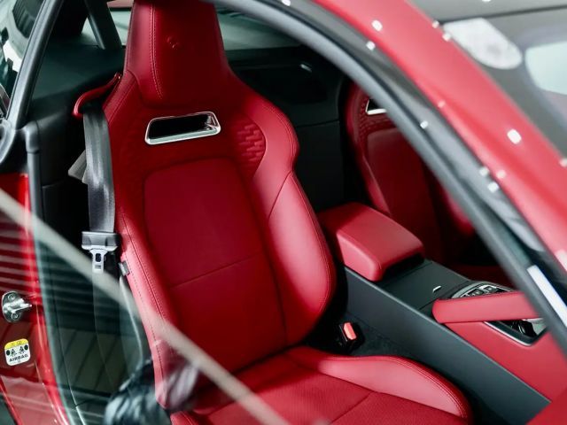 Jaguar F-Type Coupe R-Dynamic