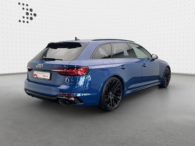 Audi RS4 Avant Quattro