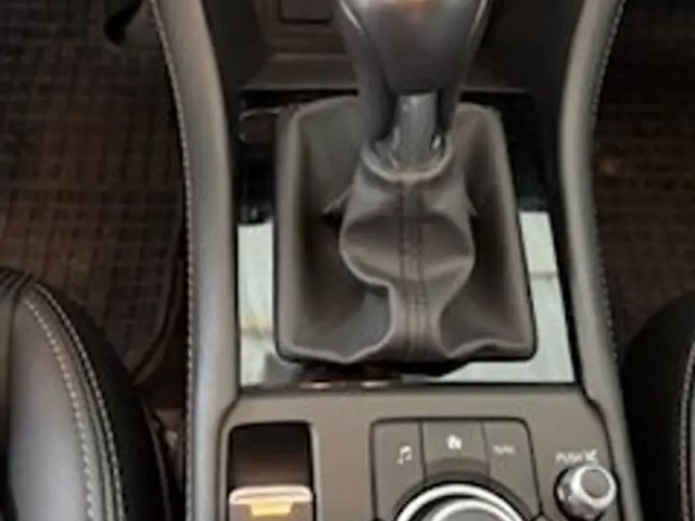 Mazda CX-3 Revolution