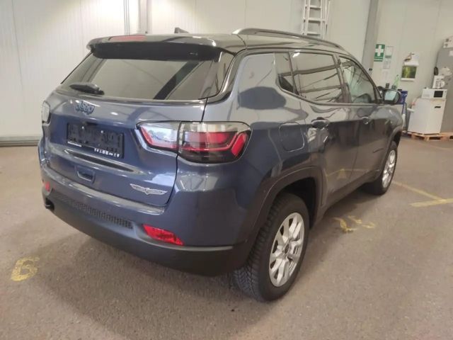 Jeep Compass Hybrid Trailhawk