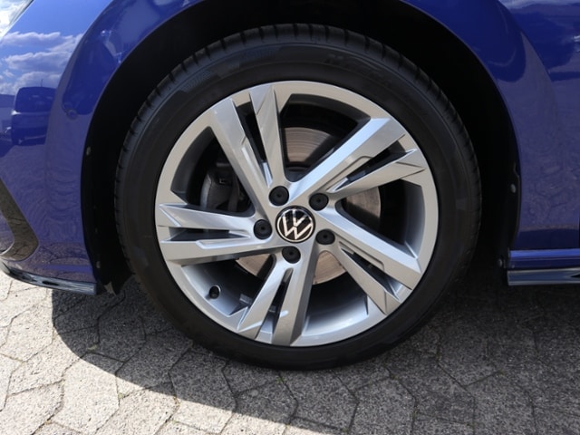 Volkswagen Golf 2.0 TSI