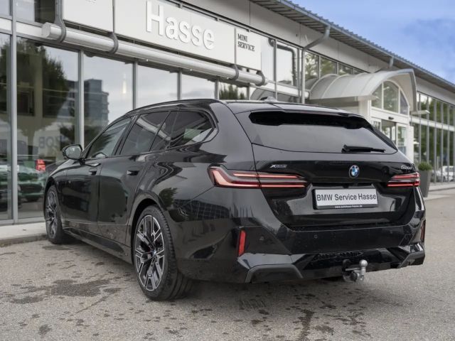 BMW 520 520d M-Sport Touring xDrive