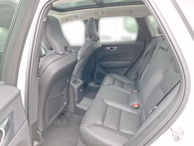 Volvo XC60 AWD Dark Plus T6