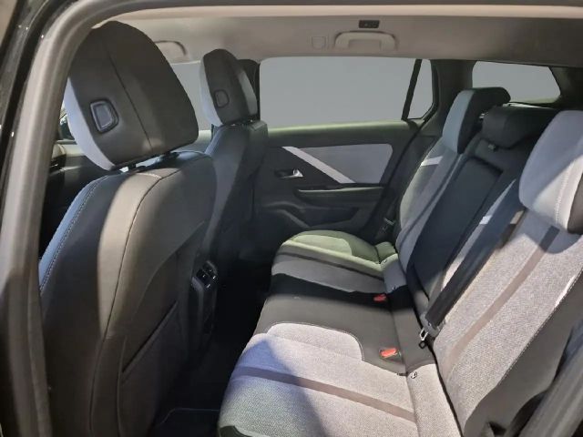 Opel Astra Elegance Hybrid Innovation