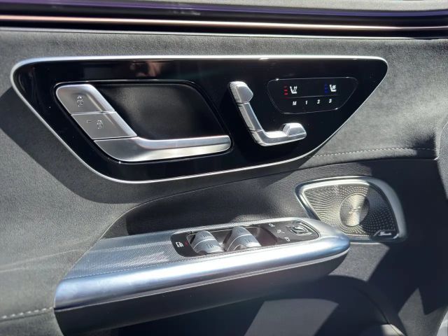 Mercedes-Benz EQE 350 AMG Line Sedan