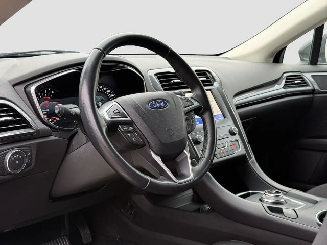 Ford Mondeo Titanium
