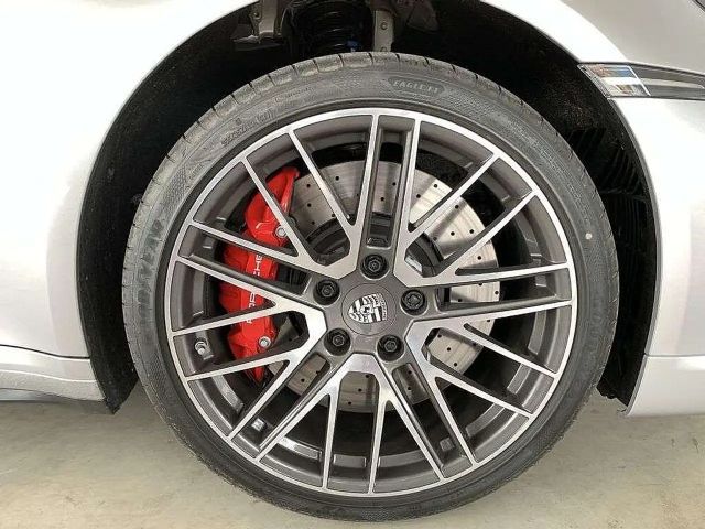 Porsche 992 Coupé Turbo