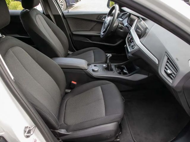 BMW 118 118i Advantage pakket Sedan