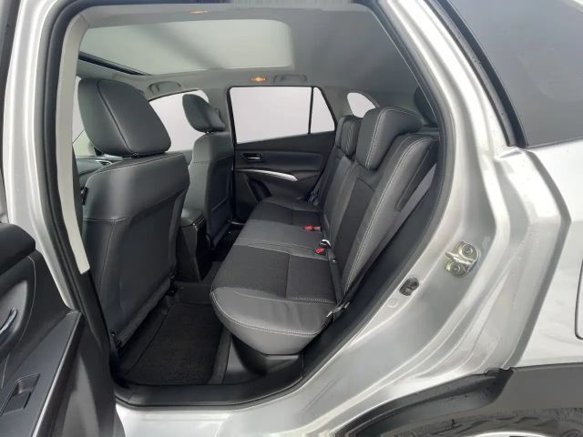 Suzuki S-Cross Flash Hybrid