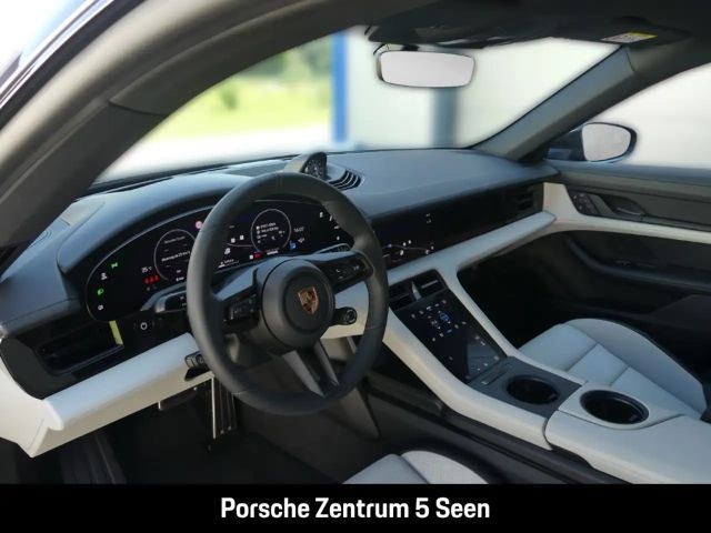 Porsche Taycan 4S Cross Turismo
