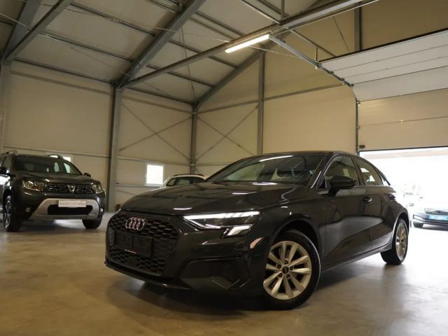 Audi A3 30 TDI Sedan
