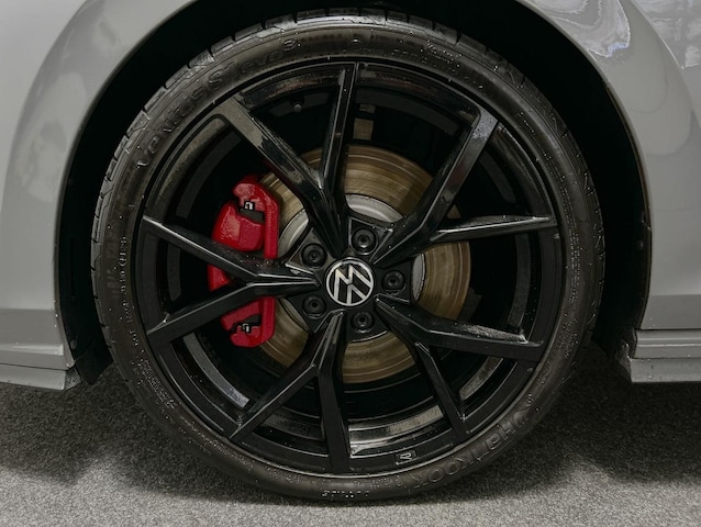 Volkswagen Golf 2.0 TSI DSG Golf VIII