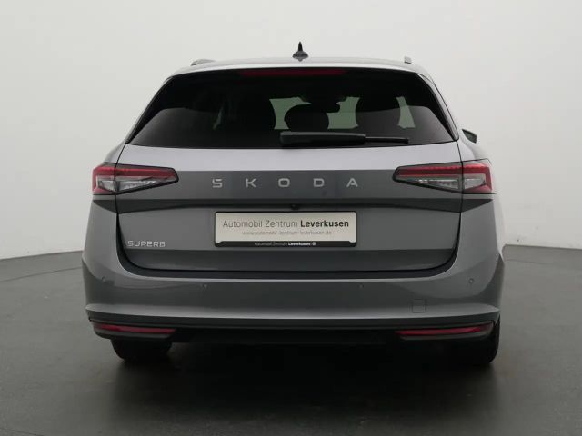 Skoda Superb Essence NAVI VIRT AHK ACC KAM CARPLAY