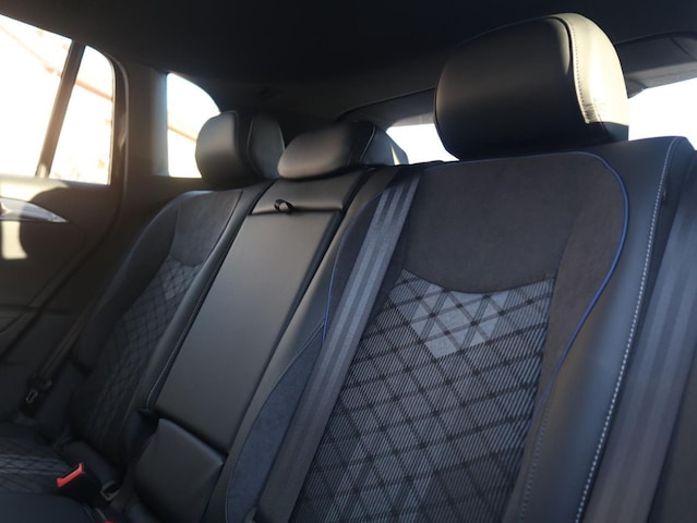 Volkswagen Tiguan 4Motion DSG R-Line