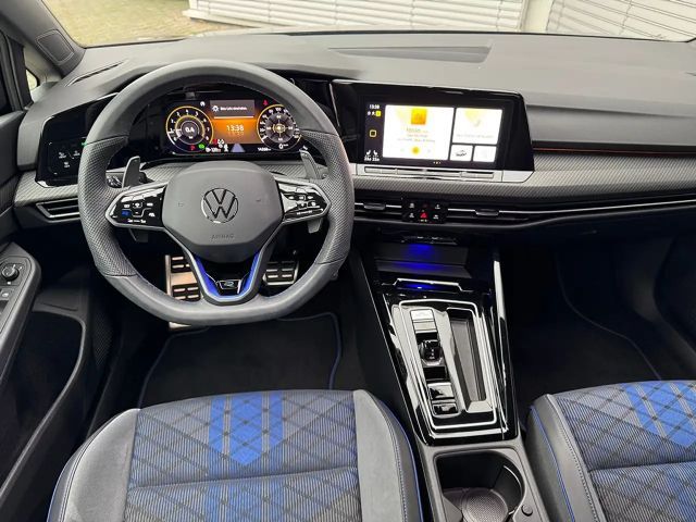 Volkswagen Golf 2.0 TSI Golf VIII Style