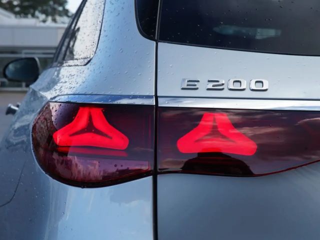 Mercedes-Benz E 200 AMG Line Estate