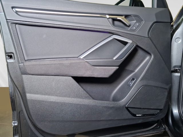 Audi RS Q3 Quattro S-Tronic