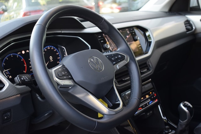 Volkswagen T-Cross T-Cross 1.0 TSI *Move*Navi*Sitzhzg*PDC*Klima*