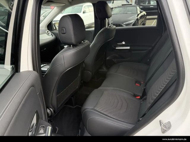 Mercedes-Benz B 180 B 180 d Progressive