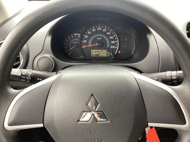 Mitsubishi Space Star Star