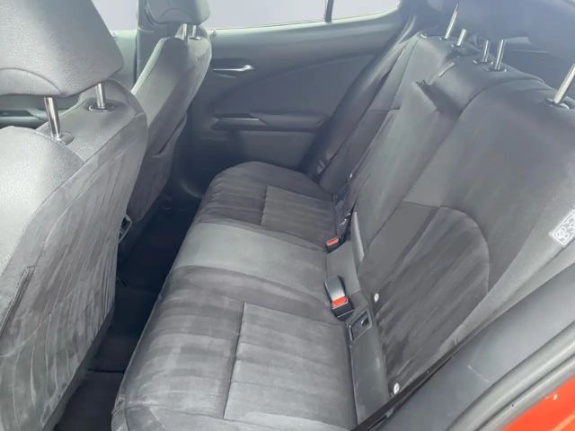 Lexus UX 250h Style Edition