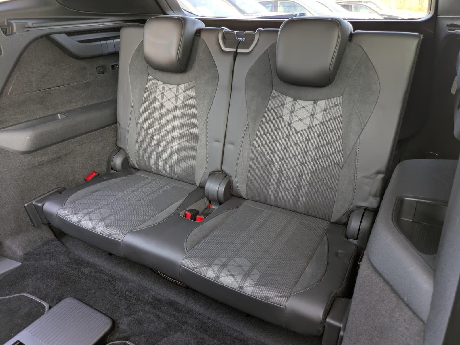 Volkswagen Tayron 2.0 TDI IQ.Drive R-Line