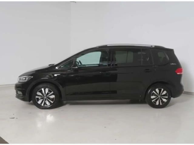 Volkswagen Touran 1.5 TSI DSG