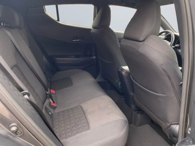 Toyota C-HR Hybride Team D