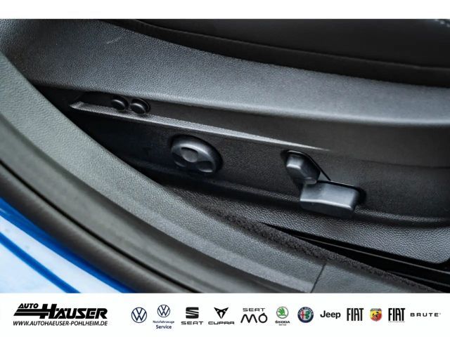 Alfa Romeo Giulia AT8 Q4 Turbo