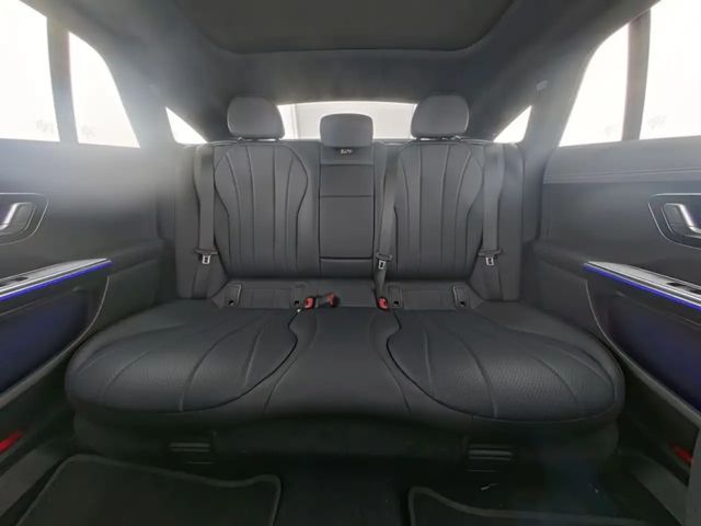 Mercedes-Benz EQE 300 Electric Art Sedan