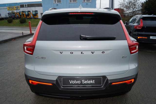 Volvo XC40 Dark Plus