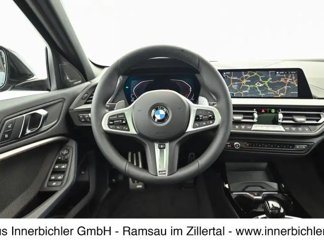 BMW 120 120d xDrive