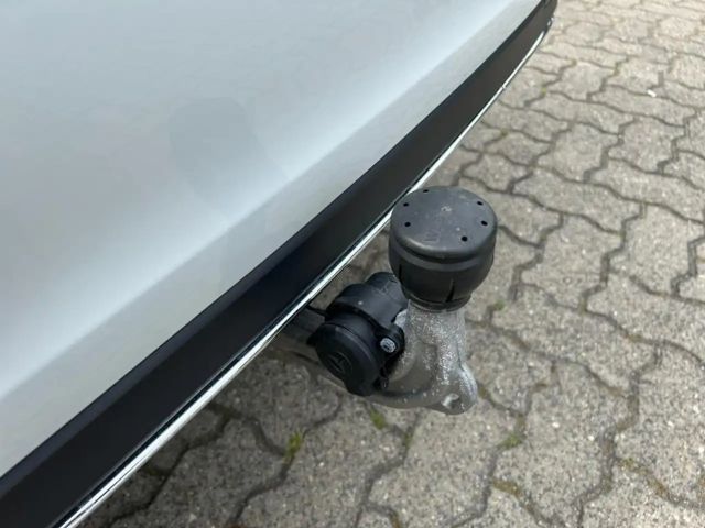 Mercedes-Benz A 200 A 200 d Progressive