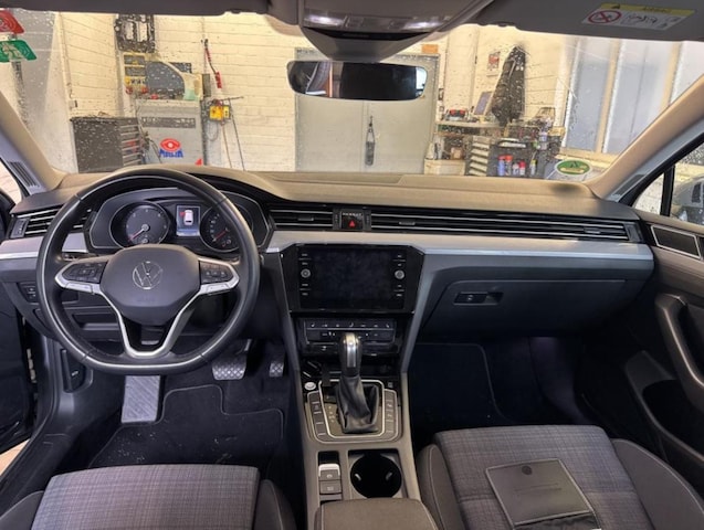 Volkswagen Passat 2.0 TDI Business DSG Variant