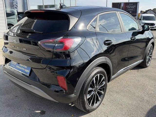 Ford Puma EcoBoost Titanium