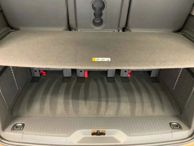 Volkswagen Multivan DSG Lang Life T7