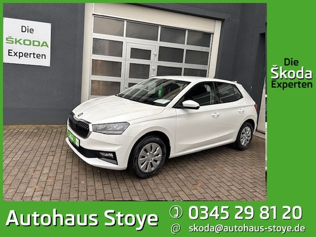 Skoda Fabia Fabia Essence CARPLAY;SHZ;PDC;PDC