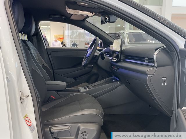 Volkswagen T-Roc 1.5 TSI DSG IQ.Drive R-Line