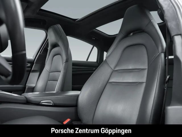 Porsche Panamera GTS