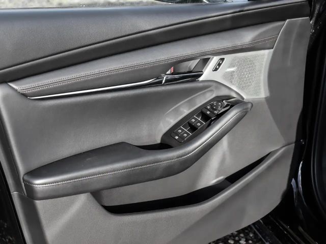 Mazda 3 SkyActiv Takumi e-Skyactiv