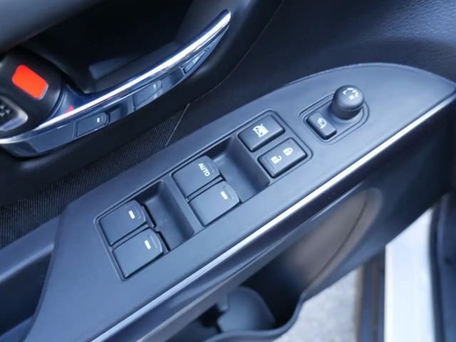 Suzuki S-Cross AllGrip Hybrid