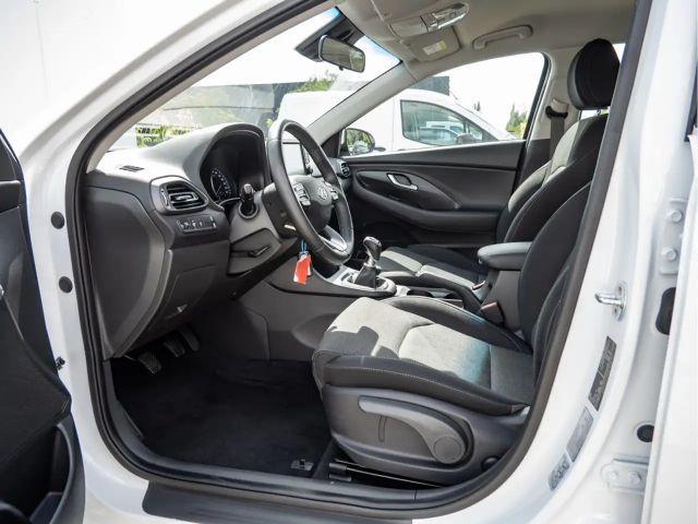 Hyundai i30 1.0 Hybrid Trend