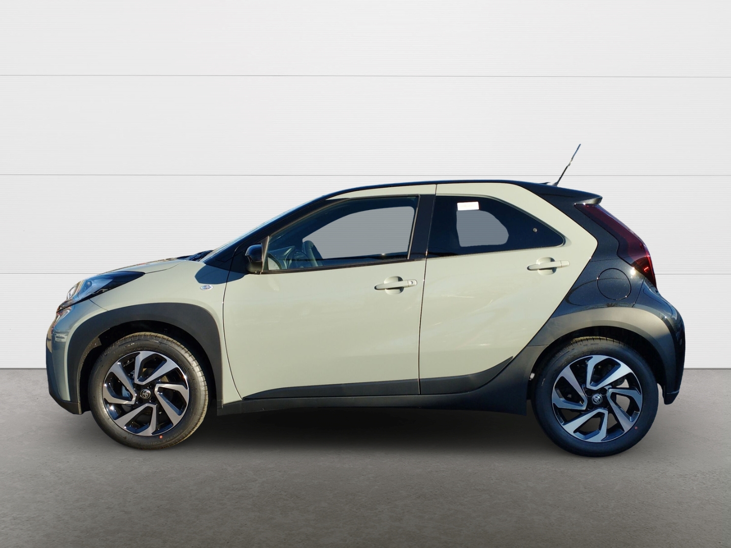 Toyota Aygo X 5-deurs Basis