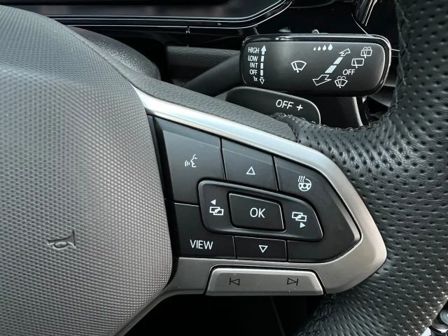 Volkswagen T-Roc 1.5 TSI DSG R-Line